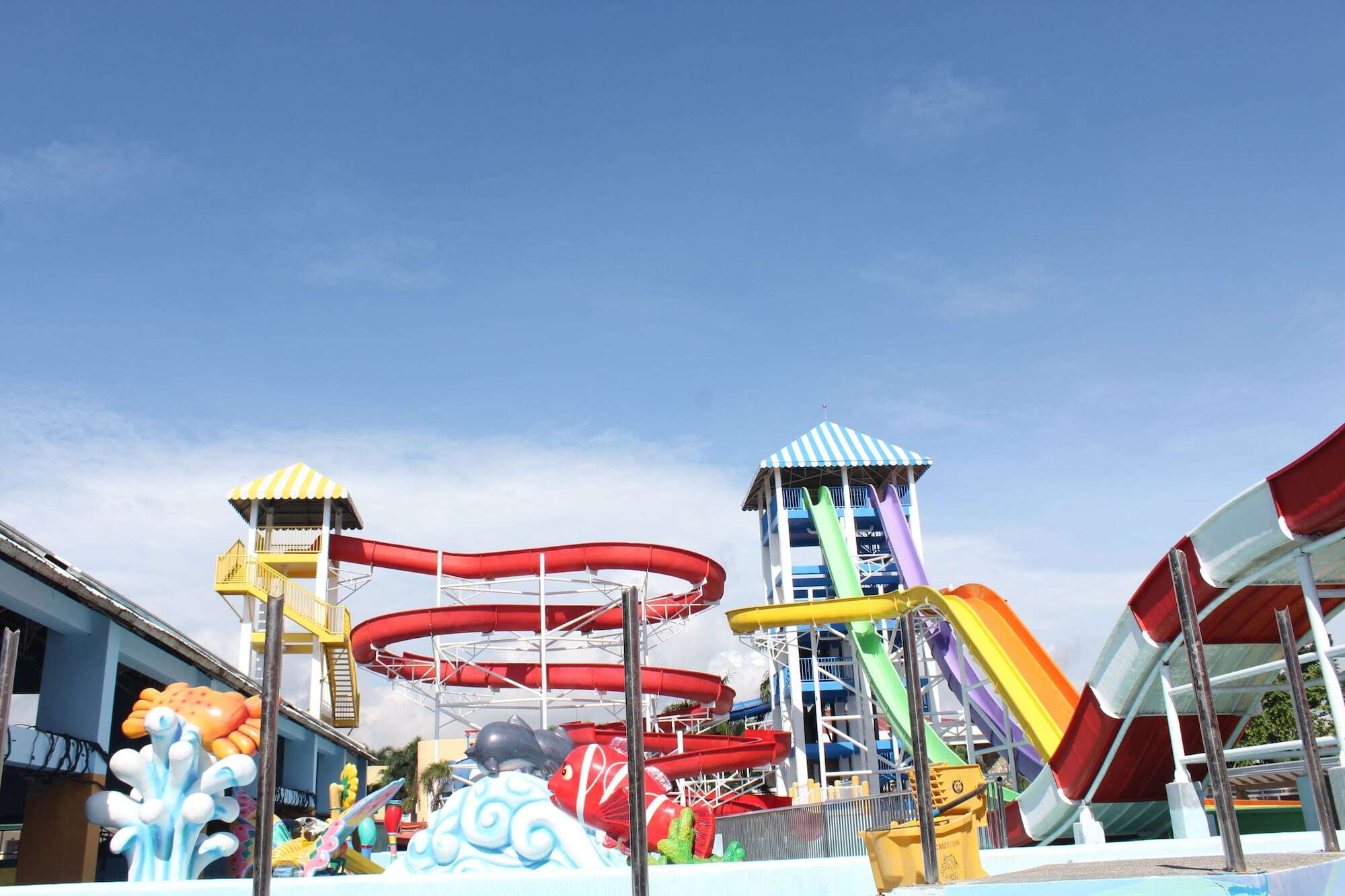 Eon Centennial Resort Hotel & Waterpark Iloilo Extérieur photo